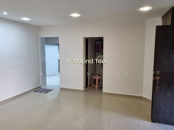 730 Tampines Street 71 image 1 of 10