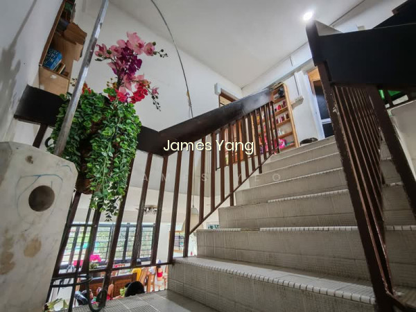 559 Jurong West Street 42 image 1 of 10