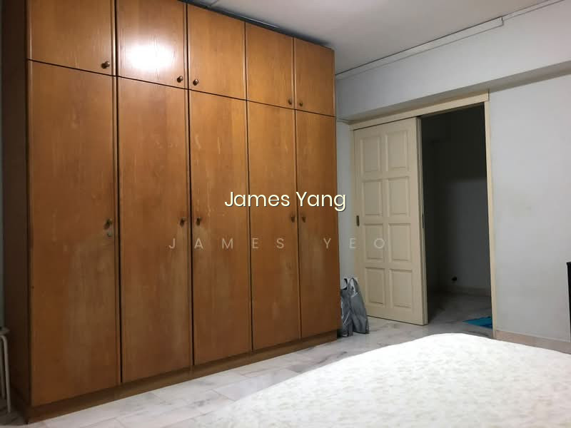 358 HOUGANG AVENUE 5 image 1 of 10