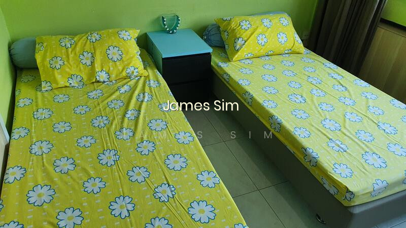 348 TAMPINES STREET 33 image 1 of 7