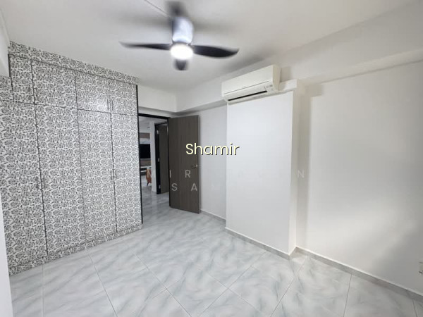 851 WOODLANDS STREET 83 photo 2