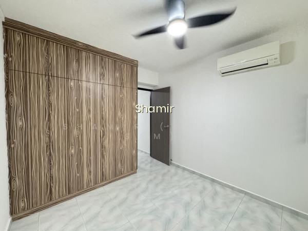 851 WOODLANDS STREET 83 photo 3