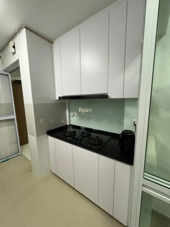 53 STRATHMORE AVENUE photo 4