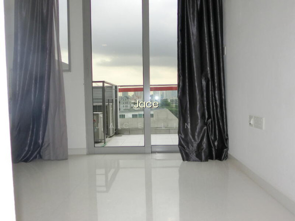 #1 Loft image 1 of 10