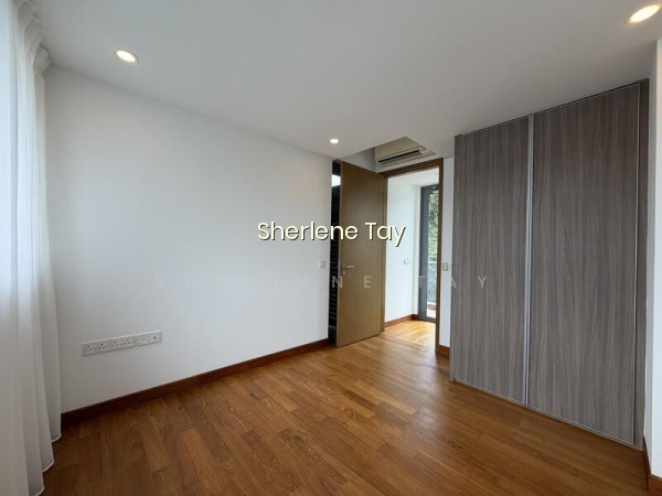 GREENWOOD MEWS 8