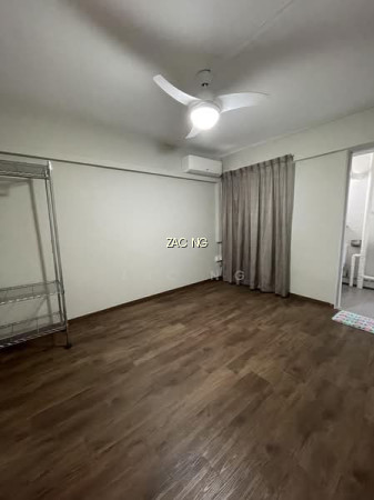 221 SERANGOON AVENUE 4 photo 4