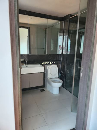 Q BAY RESIDENCES 3
