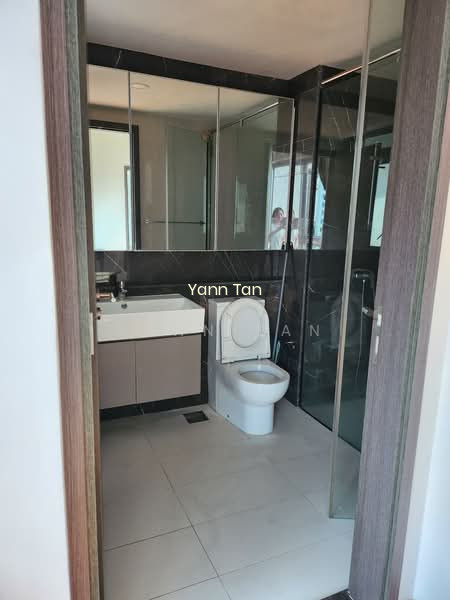 Q BAY RESIDENCES 9