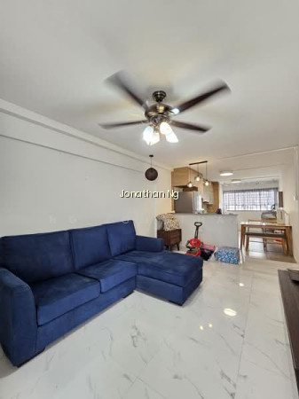 307 Hougang Avenue 5 image 1 of 10