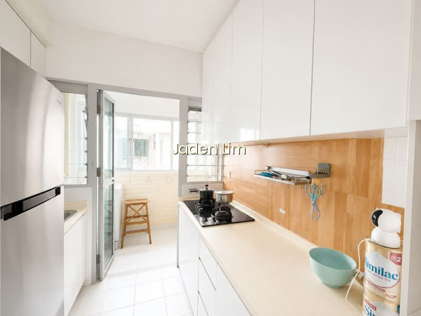 414B Fernvale Link image 1 of 10