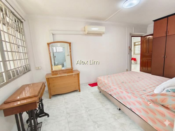 739 JURONG WEST STREET 73 photo 6