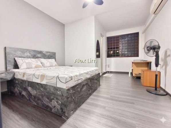 746 JURONG WEST STREET 73 photo 3