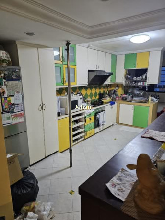 213 SERANGOON AVENUE 4 photo 5
