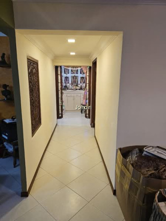 213 SERANGOON AVENUE 4 photo 6