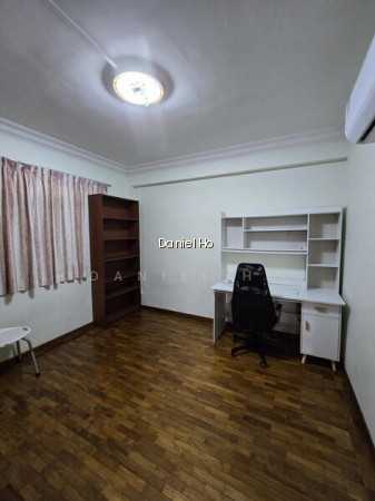 161 Yung Ping Road image 1 of 10