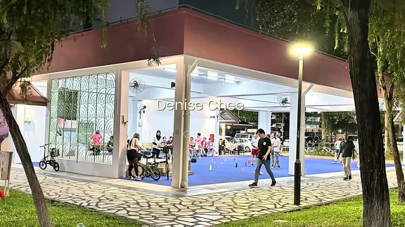 452 JURONG WEST STREET 42 photo 3