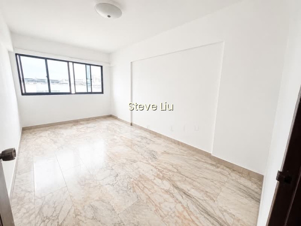 452 JURONG WEST STREET 42 photo 3