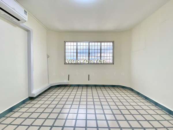 226 JURONG EAST STREET 21 photo 6