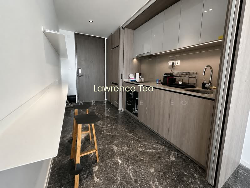 AVENUE SOUTH RESIDENCE 10
