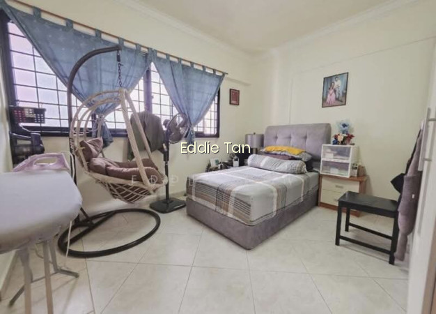 408 JURONG WEST STREET 42 photo 5
