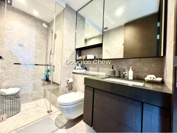 AVENUE SOUTH RESIDENCE 7