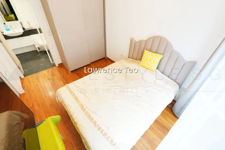 D9 Orchard Vicinity Cheap Condo image 1 of 2