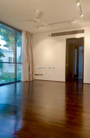 PENTHOUSE NEAR HOLLAND VILLAGE 4