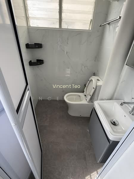 163 ANG MO KIO AVENUE 4 image 1 of 4
