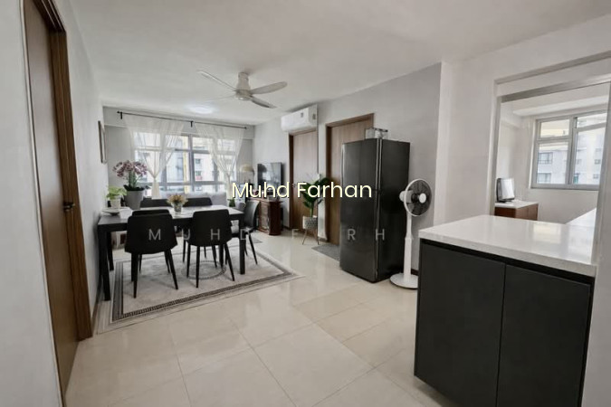 409A Northshore Drive image 1 of 10