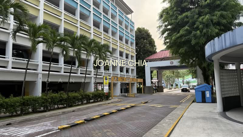 323 ANG MO KIO AVENUE 3 photo 4