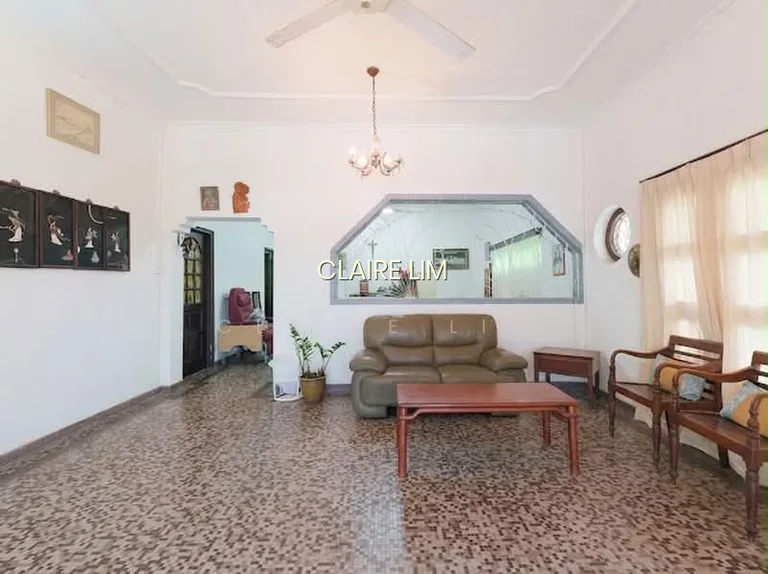Frankel Dr/ Siglap Plain/ Siglap View image 1 of 7