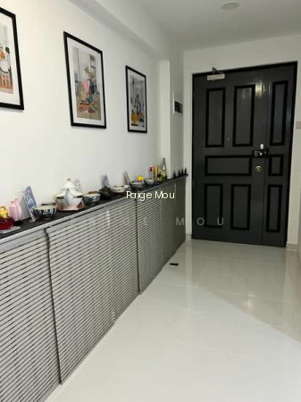 315C Anchorvale Road image 1 of 10