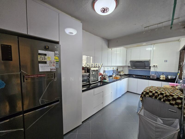 103 JURONG EAST STREET 13 photo 2