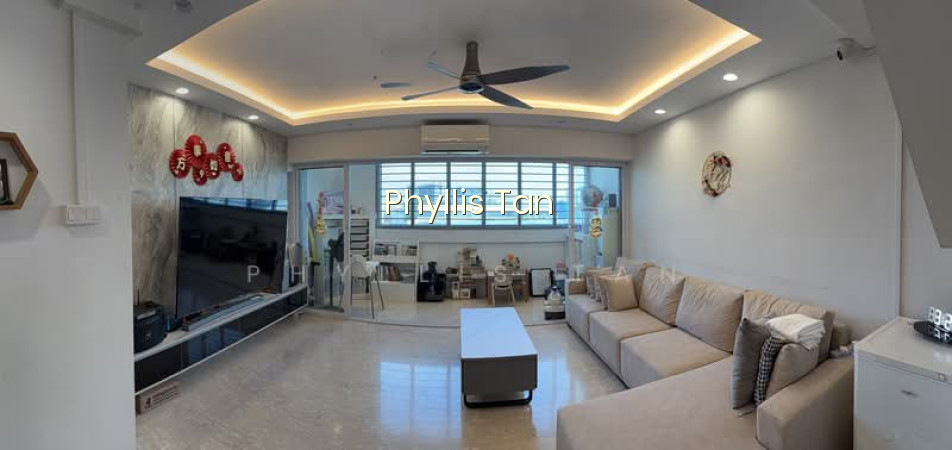 712 HOUGANG AVENUE 2