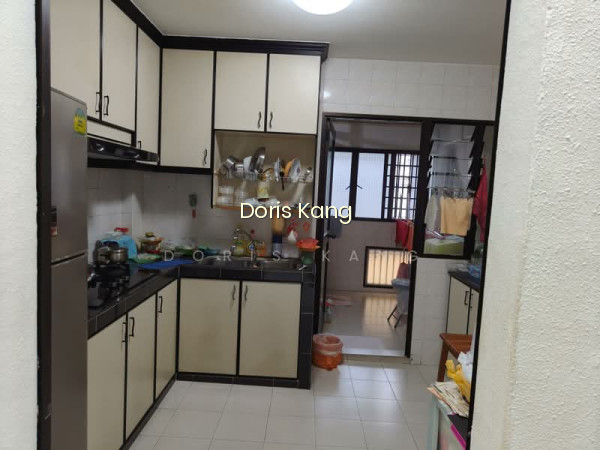 678 WOODLANDS AVENUE 6