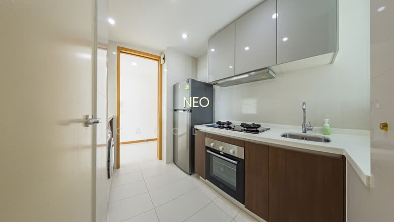 DAKOTA RESIDENCES
