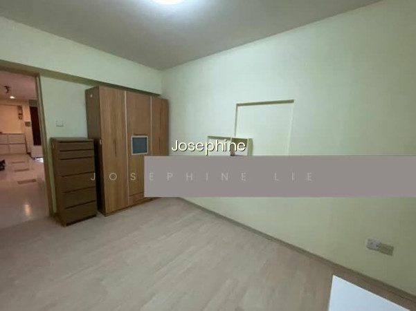 323C Sengkang East Way image 1 of 10
