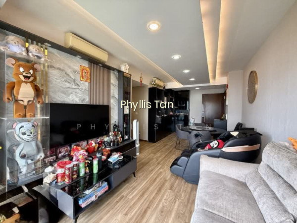 Riverparc Residence image 1 of 10