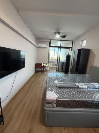 898A Tampines Street 81 image 1 of 10