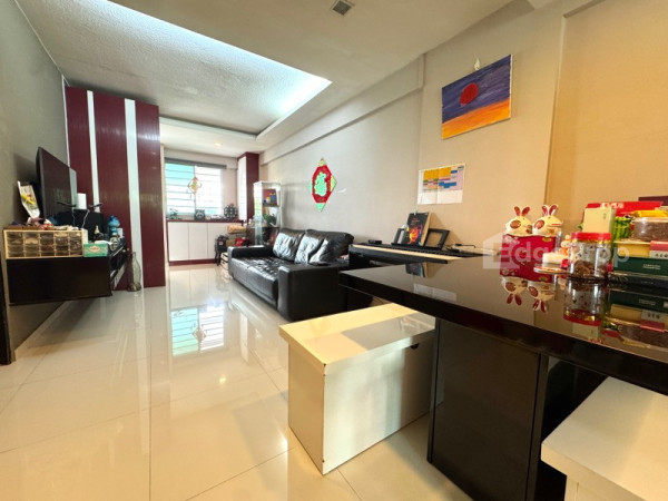 343 CLEMENTI AVENUE 5