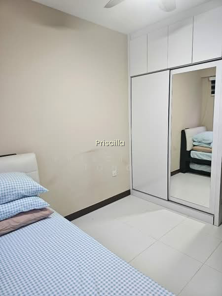 180B RIVERVALE CRESCENT image 1 of 5