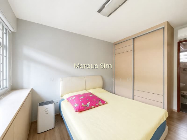 463B SEMBAWANG DRIVE photo 4