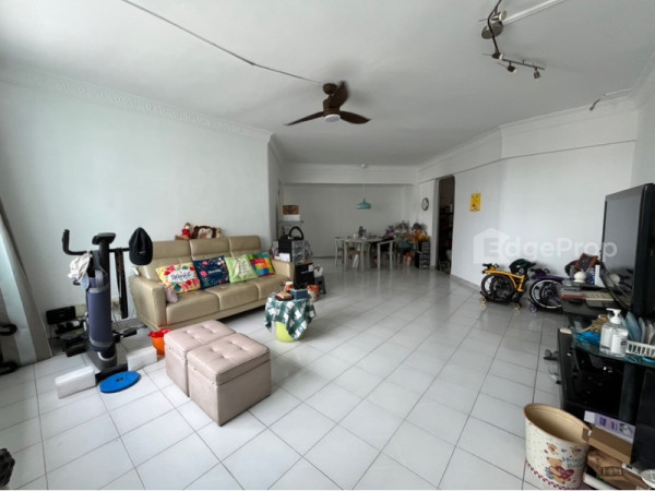 222 SERANGOON AVENUE 4 photo 6