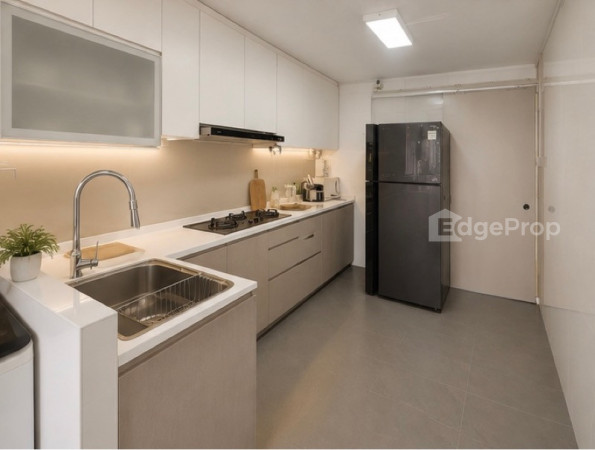 243 JURONG EAST STREET 24 photo 4
