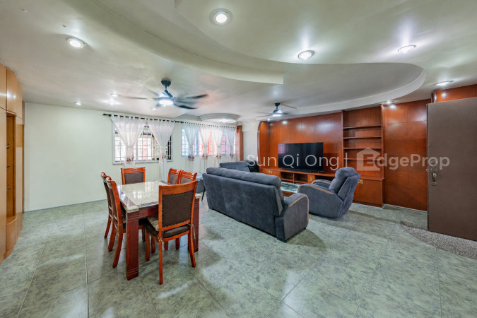 311 CANBERRA ROAD photo 6