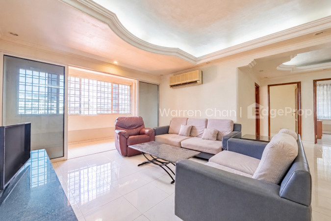 230J TAMPINES STREET 21
