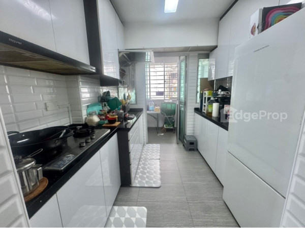 453 YISHUN STREET 41 photo 6