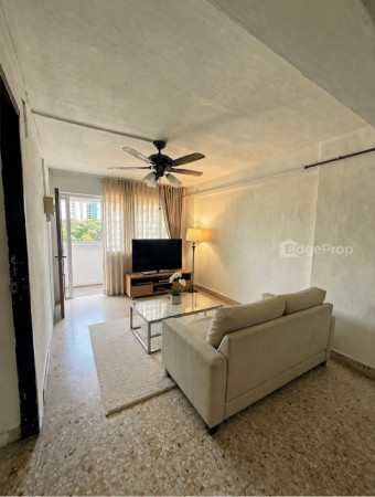 86 WHAMPOA DRIVE
