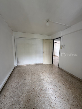 86 WHAMPOA DRIVE photo 3