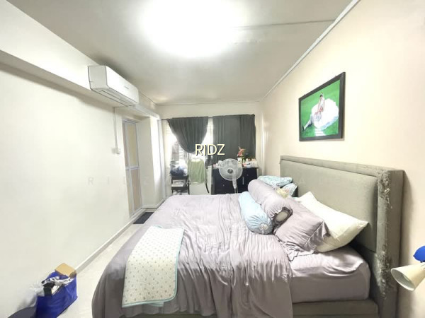 557 PASIR RIS STREET 51 photo 3